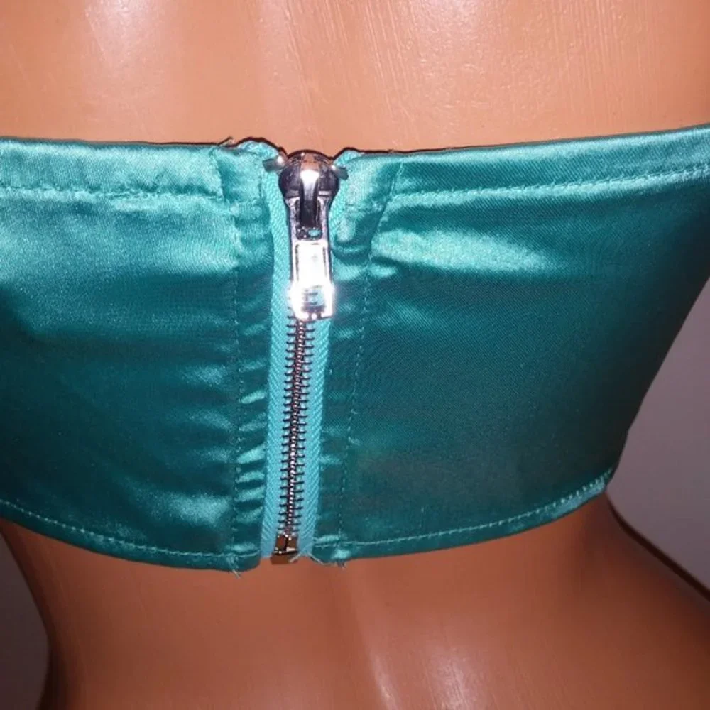 Princess Polly Crop Top Size 4 Teal Satin Draped Neck Solid Zip Up Back Preowned - Picture 7 of 8
